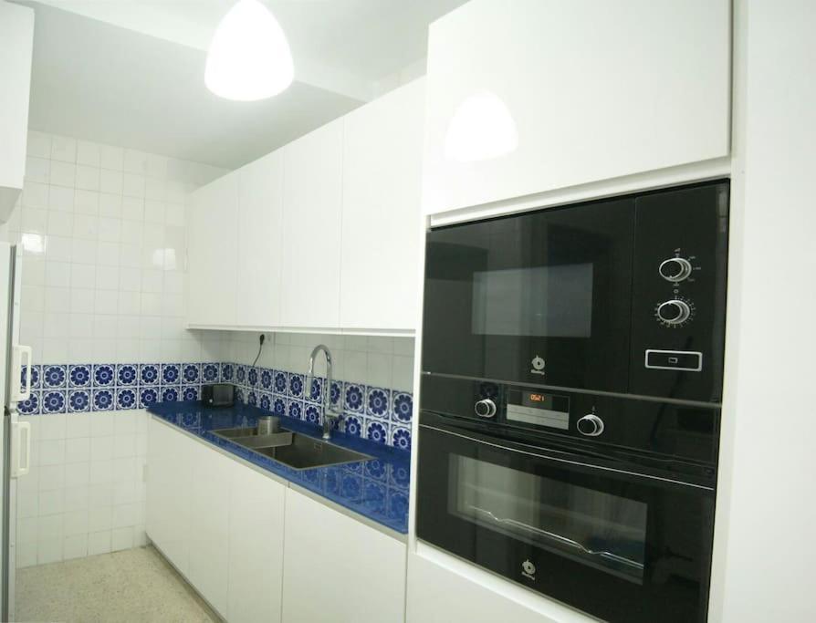 Cadiz Paseo Maritimo Playa Victoria Frontal Mar Apartment Exterior photo